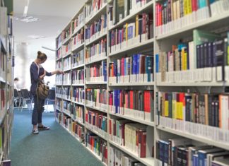 Rozwijaj swoją karierę z Centrum Kształcenia Podyplomowego Uczelni Łazarskiego – trwa rekrutacja na rok akademicki 2018/2019