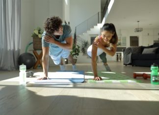 Świętuj Międzynarodowy Dzień Sportu w domu – materiał z komentarzem konsultanta chorób zakaźnych