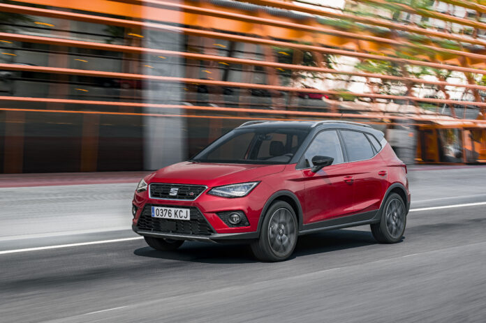 SEAT Arona 017H_HQ