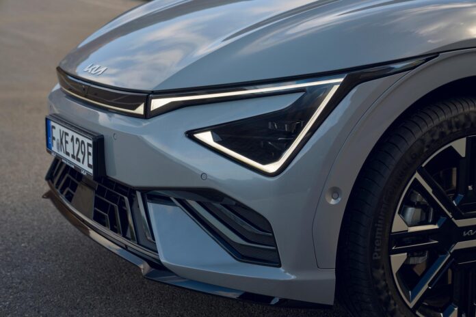 kia-new-ev6-gtline-my25-wolf-grey-static-hires-008 (1)