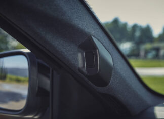 Nowe Renault Espace i Austral rozpoznają kierowcę po twarzy