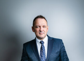 Biznes w rytmie slow. Jak morze zmienia sposób budowania relacji biznesowych